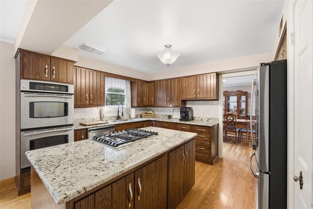 3212 Fox Run Road, Hampton, PA 15101