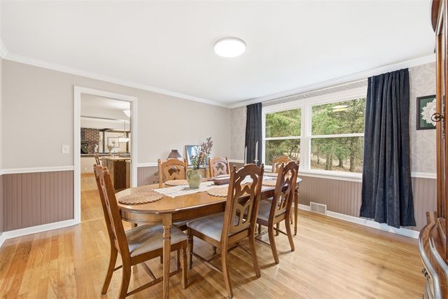 3212 Fox Run Road, Hampton, PA 15101