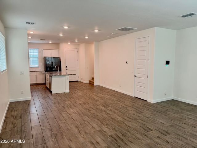 693 N BAY Drive, Gilbert, AZ 85233