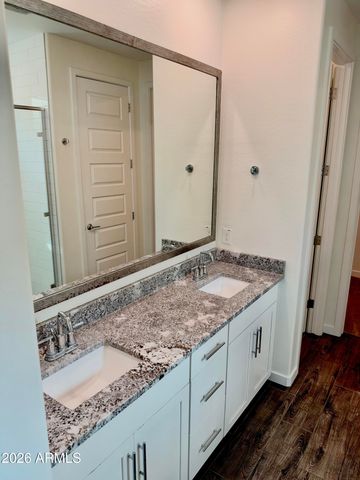 693 N BAY Drive, Gilbert, AZ 85233