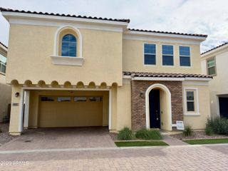 693 N BAY Drive, Gilbert, AZ 85233