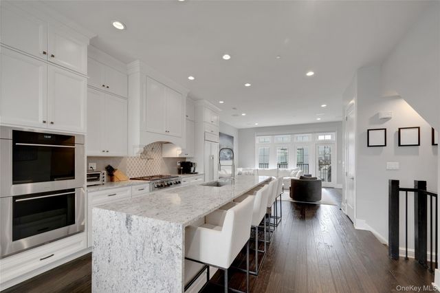 203 Palisades Boulevard, Sleepy Hollow, NY 10591