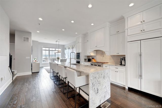 203 Palisades Boulevard, Sleepy Hollow, NY 10591