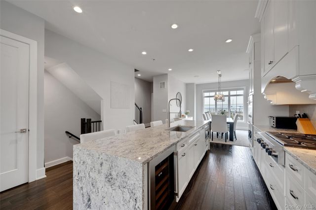 203 Palisades Boulevard, Sleepy Hollow, NY 10591