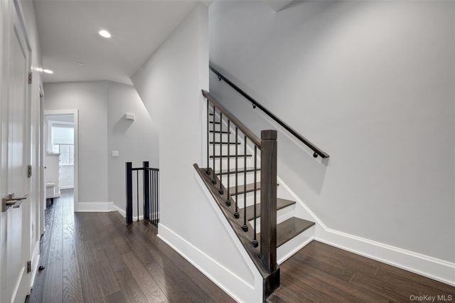 203 Palisades Boulevard, Sleepy Hollow, NY 10591