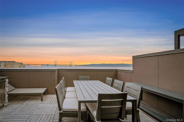 203 Palisades Boulevard, Sleepy Hollow, NY 10591