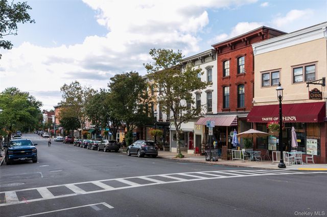 203 Palisades Boulevard, Sleepy Hollow, NY 10591