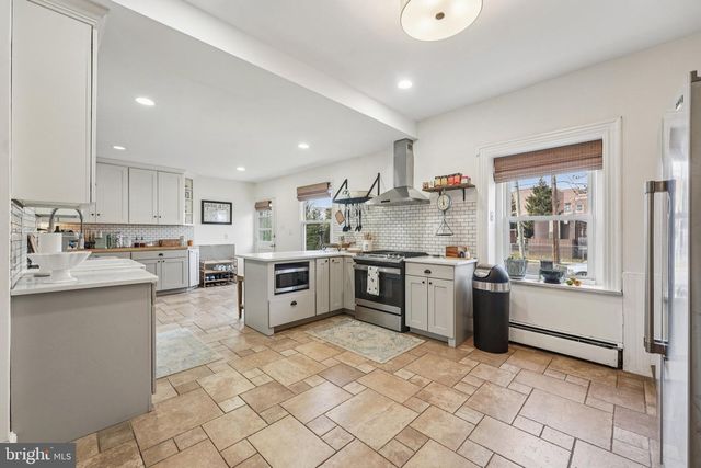 100 THIRD AVE, Haddon Heights, NJ 08035