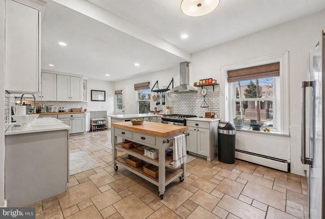 100 THIRD AVE, Haddon Heights, NJ 08035
