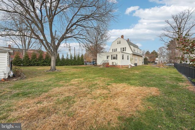 100 THIRD AVE, Haddon Heights, NJ 08035