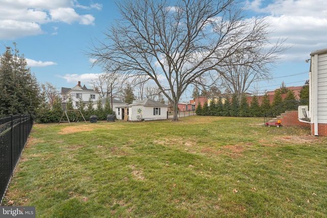 100 THIRD AVE, Haddon Heights, NJ 08035