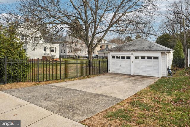 100 THIRD AVE, Haddon Heights, NJ 08035