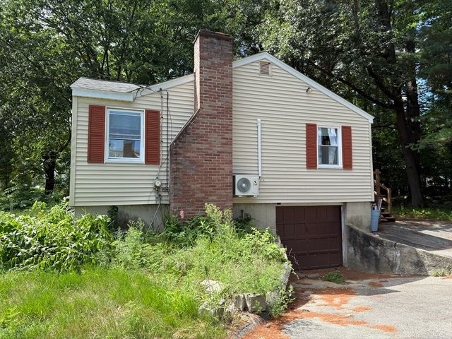 266 Lowell St, Wilmington, MA 01887