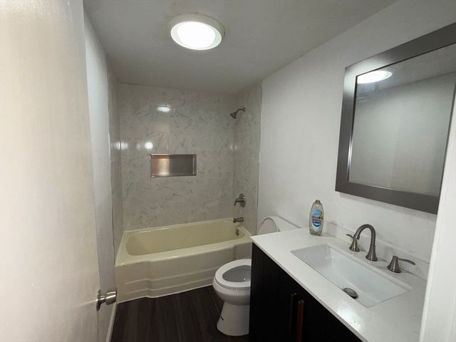 266 Lowell St, Wilmington, MA 01887