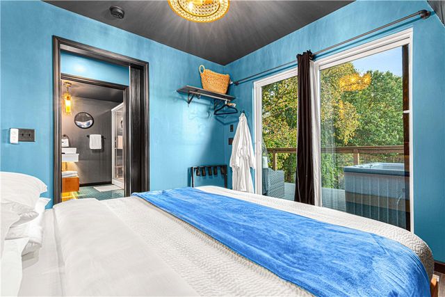 18580a W Boat Dock Road, Omaha, AR 72662