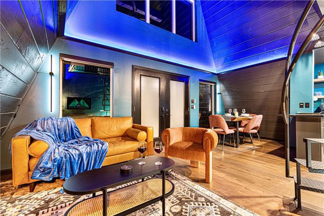 18580a W Boat Dock Road, Omaha, AR 72662