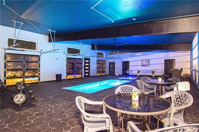 18580a W Boat Dock Road, Omaha, AR 72662