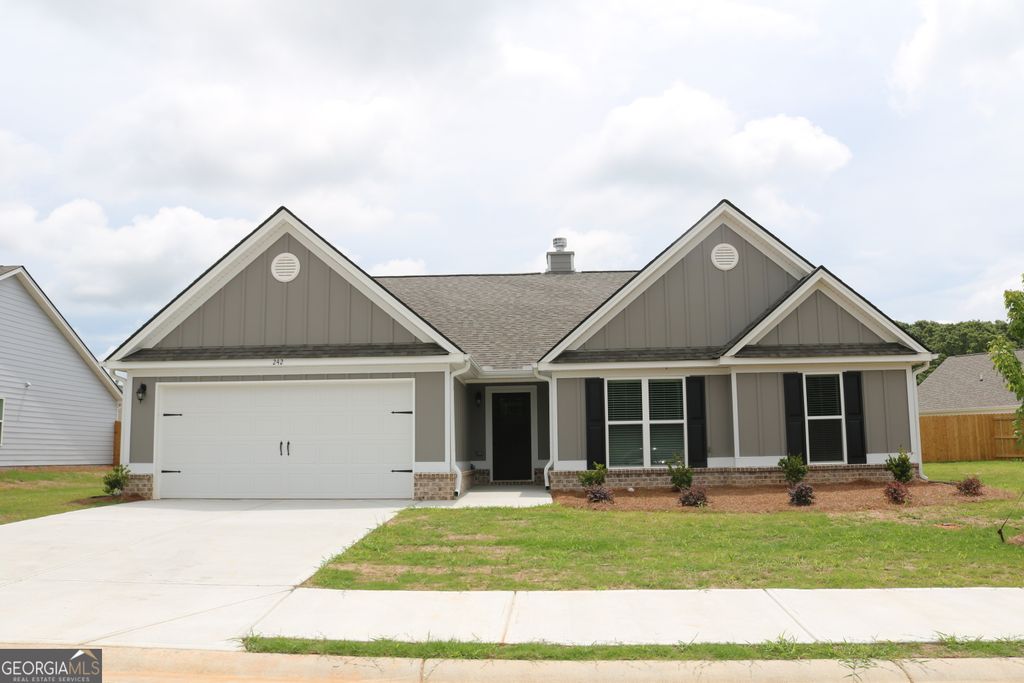 242 Champions Lane, Winder, GA 30680
