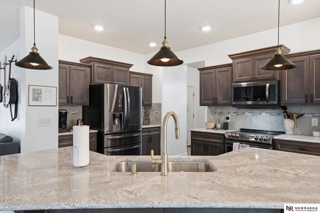 5164 N 173rd Avenue Circle, Omaha, NE 68116