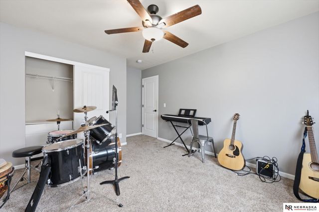 5164 N 173rd Avenue Circle, Omaha, NE 68116