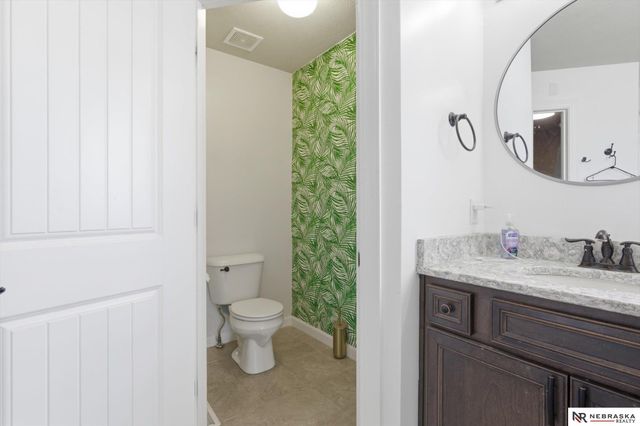 5164 N 173rd Avenue Circle, Omaha, NE 68116