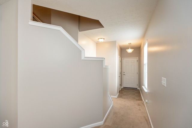 8346 Berrybush Lane, Indianapolis, IN 46234