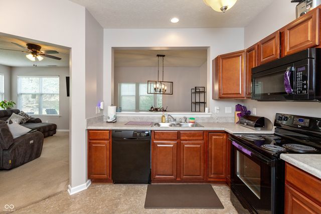 8346 Berrybush Lane, Indianapolis, IN 46234
