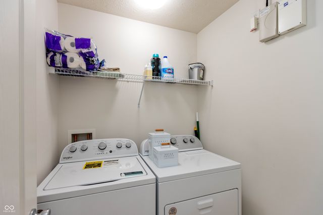 8346 Berrybush Lane, Indianapolis, IN 46234