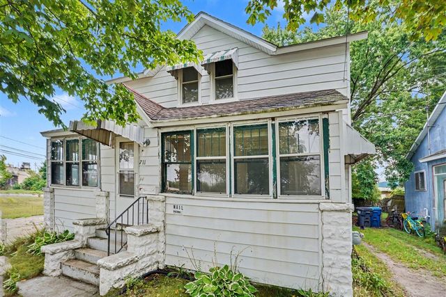 711 Millard Court, Kalamazoo, MI 49001