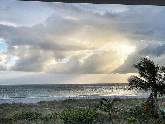 104 SUNSET LANE, Holmes Beach, FL 34217