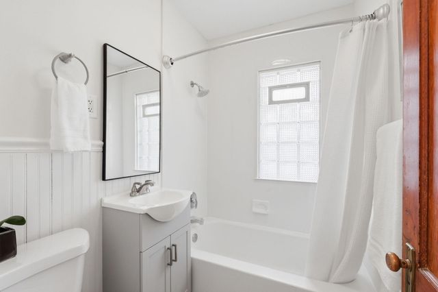 3711 Logan Avenue N, Minneapolis, MN 55412