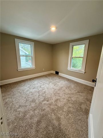 1017 Stadelman Avenue, Akron, OH 44320