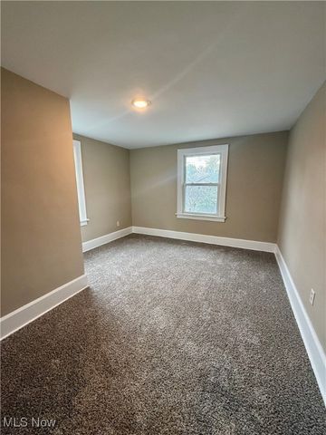 1017 Stadelman Avenue, Akron, OH 44320