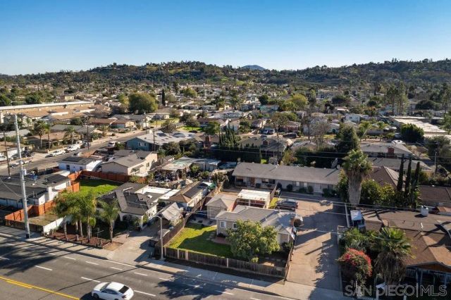 175 E Washington Ave., El Cajon, CA 92020