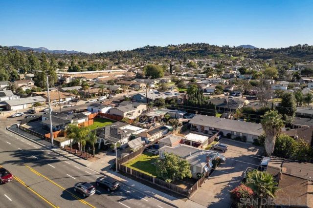 175 E Washington Ave., El Cajon, CA 92020