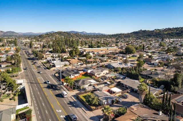 175 E Washington Ave., El Cajon, CA 92020