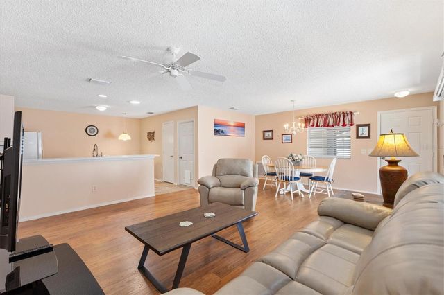 17449 SE 93RD VINE AVENUE, The Villages, FL 32162
