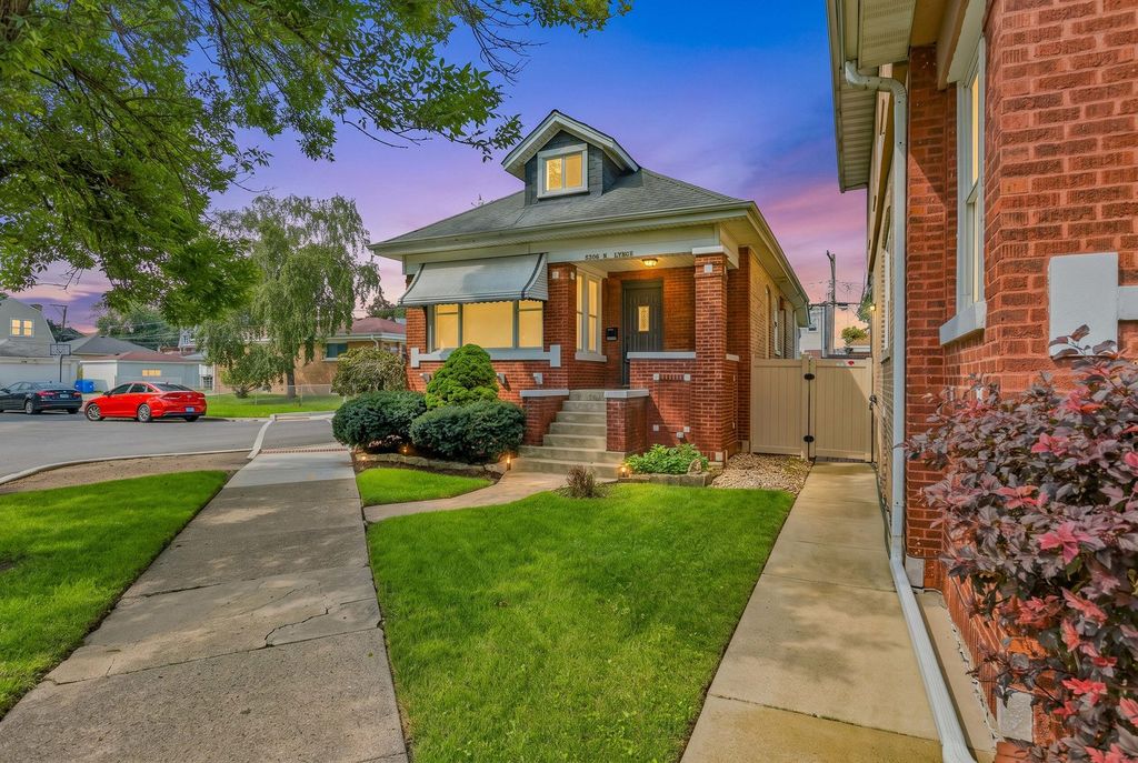 5306 N Lynch Avenue, Chicago, IL 60630 — exterior