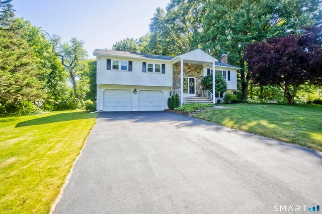 288 Carriage Way, Windsor, CT 06095