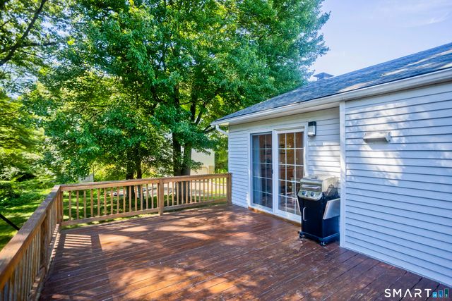 288 Carriage Way, Windsor, CT 06095