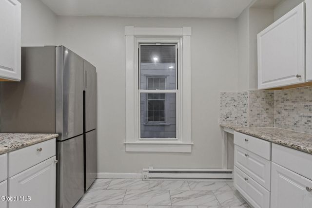 3 Manning Square, Albany, NY 12206