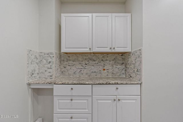 3 Manning Square, Albany, NY 12206