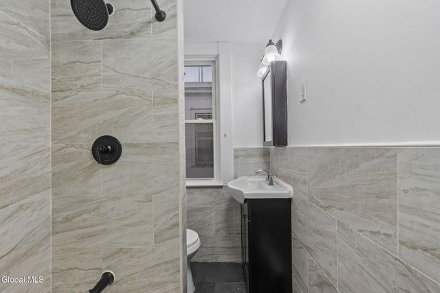 3 Manning Square, Albany, NY 12206