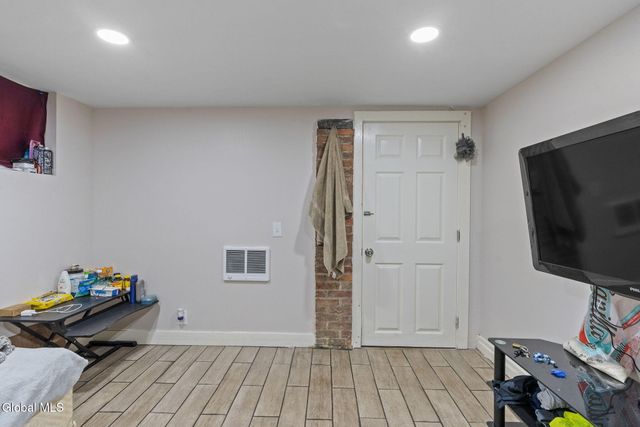 3 Manning Square, Albany, NY 12206