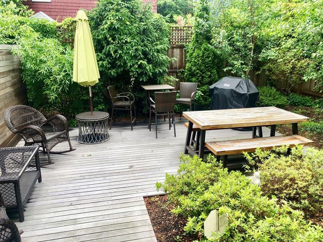 227 Concord Ave 1, Cambridge, MA 02138