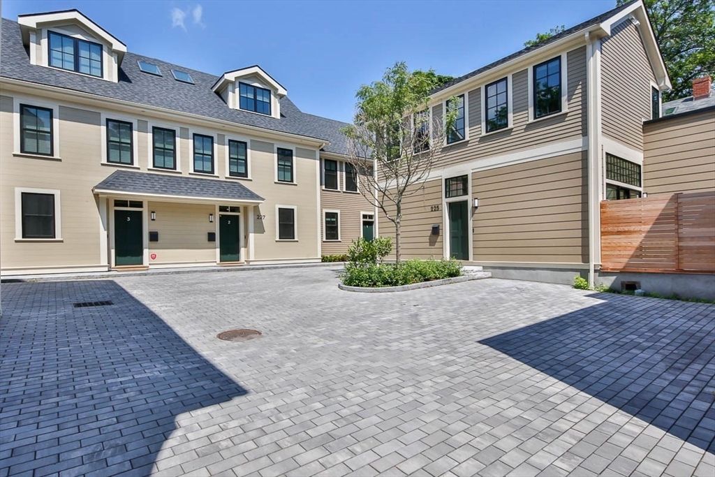 227 Concord Ave 1, Cambridge, MA 02138