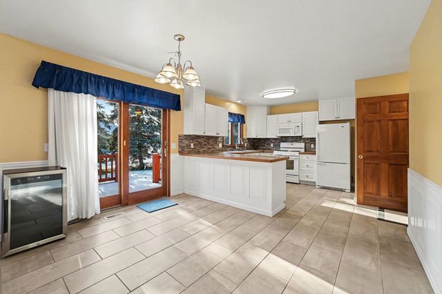 1333 W Borton Road, Essexville, MI 48732