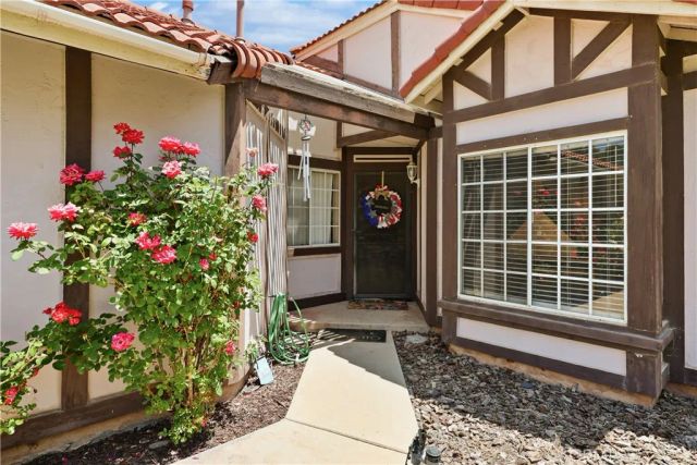 9195 Stone Canyon Road, Corona, CA 92883