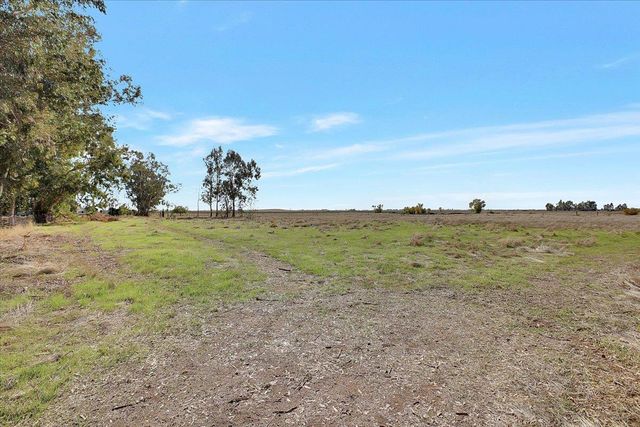 4494 N Beale Rd, Marysville, CA 95901