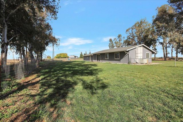 4494 N Beale Rd, Marysville, CA 95901